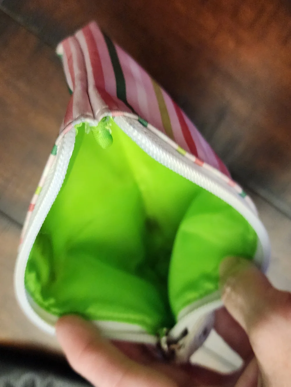 Modella compact cosmetic
